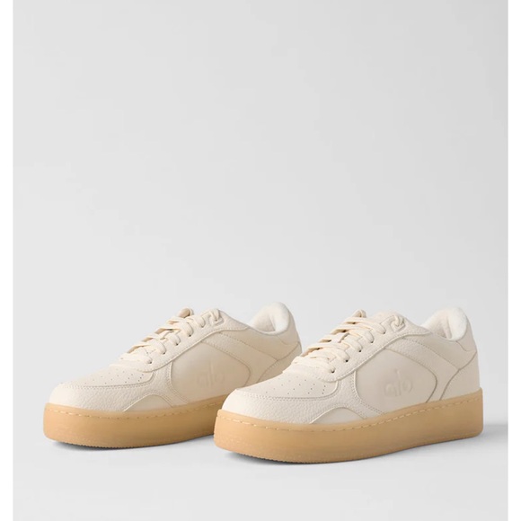 ALO Recovery Mode Limited Edition Clay Unisex Shoes - Picture 5 of 14